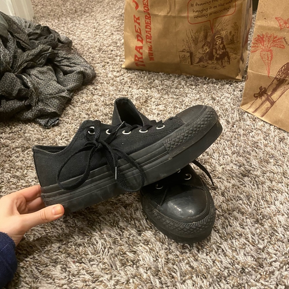 Platform black converse
